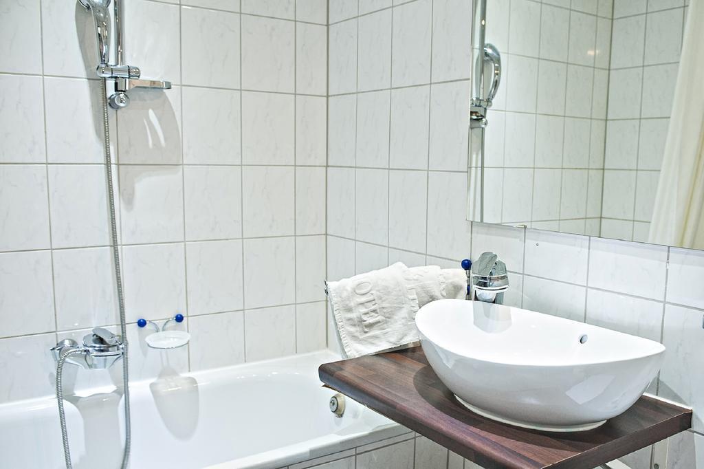 Ravel International Hotel Offenbach am Main Szoba fotó